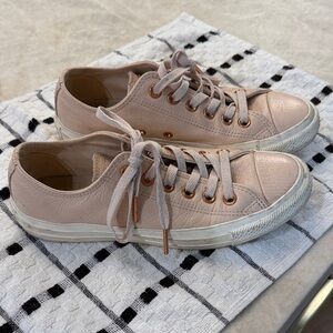 Converse all star Women’s Pink leather rose gold hardware sneakers Low-top 7.5